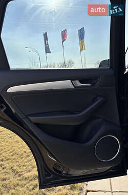 Позашляховик / Кросовер Audi Q5 2013 в 