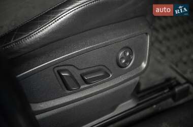 Внедорожник / Кроссовер Audi Q5 2021 в 