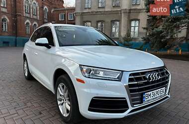 Внедорожник / Кроссовер Audi Q5 2020 в 
