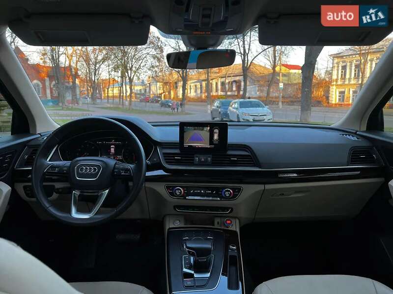 Внедорожник / Кроссовер Audi Q5 2020 в Сумах