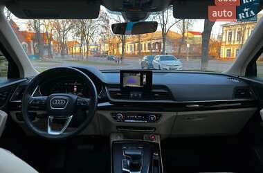 Внедорожник / Кроссовер Audi Q5 2020 в 