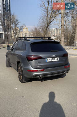 Позашляховик / Кросовер Audi Q5 2013 в 