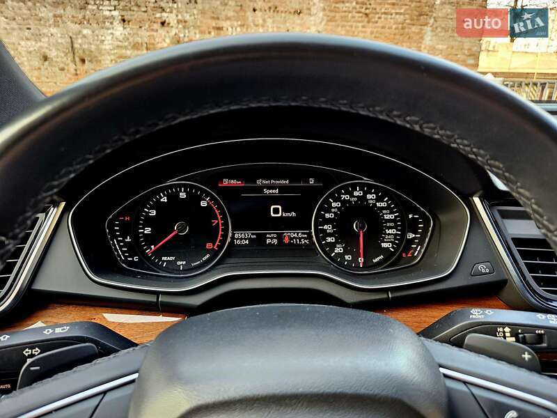 Внедорожник / Кроссовер Audi Q5 2020 в Харькове