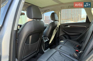 Внедорожник / Кроссовер Audi Q5 2015 в 