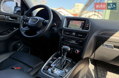 Внедорожник / Кроссовер Audi Q5 2015 в 