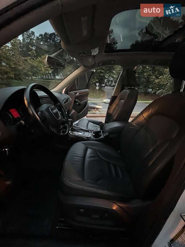Позашляховик / Кросовер Audi Q5 2010 в Хмельницькому