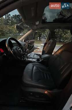 Позашляховик / Кросовер Audi Q5 2010 в 