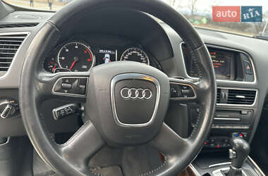 Внедорожник / Кроссовер Audi Q5 2010 в 