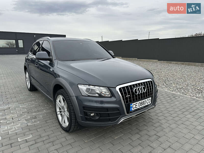 Внедорожник / Кроссовер Audi Q5 2010 в Черновцах