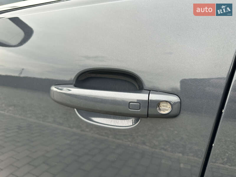 Внедорожник / Кроссовер Audi Q5 2010 в Черновцах