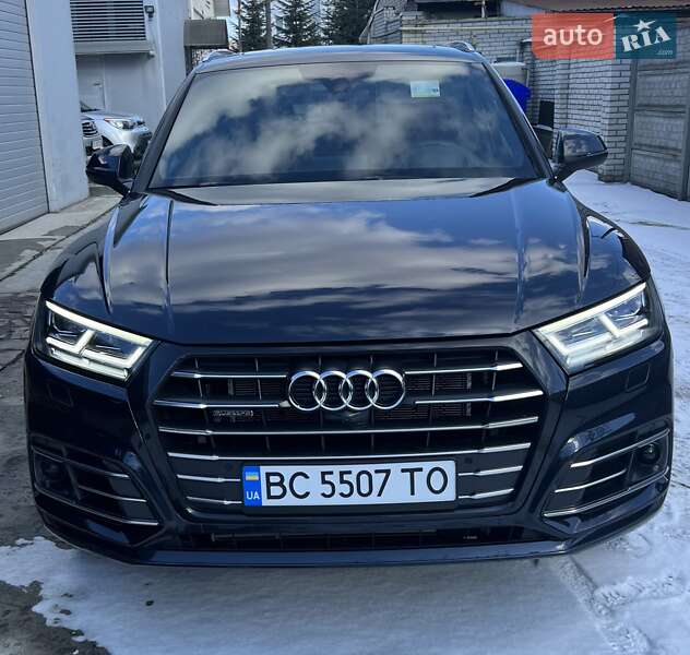 Внедорожник / Кроссовер Audi Q5 2020 в Львове