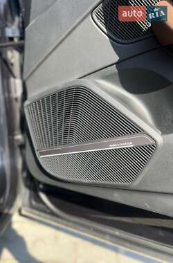 Внедорожник / Кроссовер Audi Q5 2020 в 