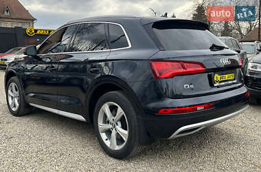 Внедорожник / Кроссовер Audi Q5 2020 в 