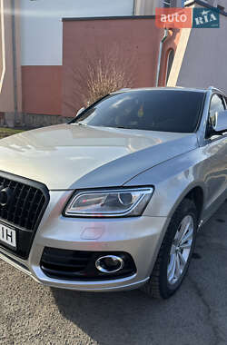 Внедорожник / Кроссовер Audi Q5 2015 в 