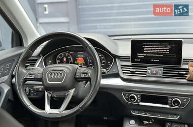 Внедорожник / Кроссовер Audi Q5 2020 в 