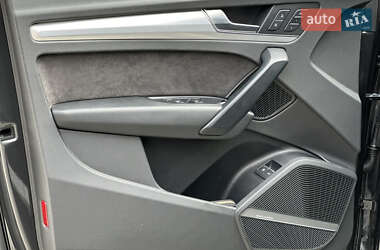Внедорожник / Кроссовер Audi Q5 2020 в 