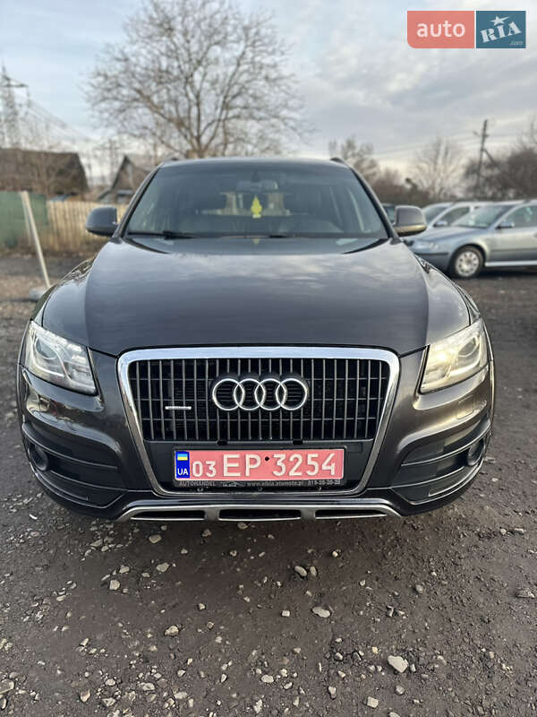 Позашляховик / Кросовер Audi Q5 2010 в Луцьку