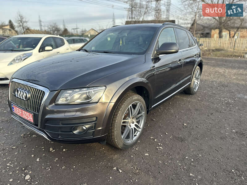 Внедорожник / Кроссовер Audi Q5 2010 в Луцке