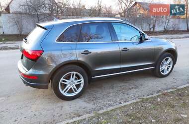 Внедорожник / Кроссовер Audi Q5 2016 в 