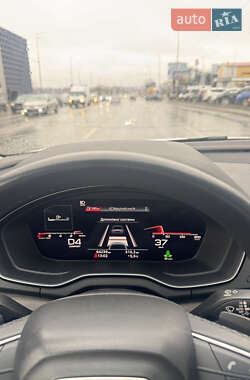Внедорожник / Кроссовер Audi Q5 2022 в 