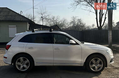Внедорожник / Кроссовер Audi Q5 2015 в 