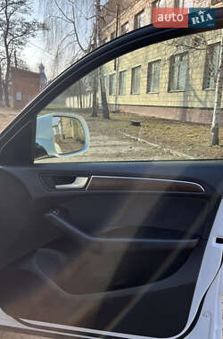 Внедорожник / Кроссовер Audi Q5 2015 в 
