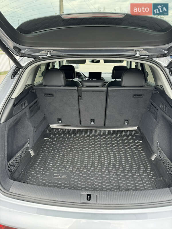 Внедорожник / Кроссовер Audi Q5 2021 в Кривом Роге