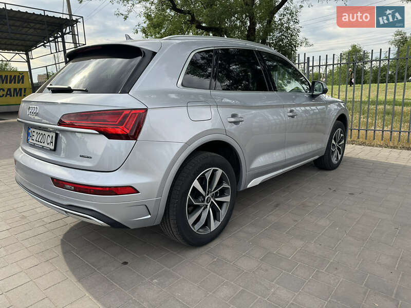 Внедорожник / Кроссовер Audi Q5 2021 в Кривом Роге