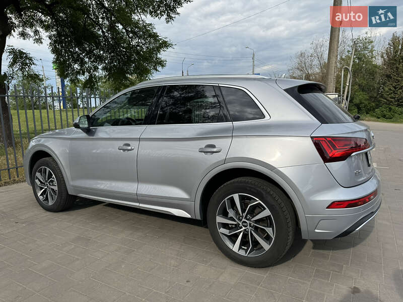 Внедорожник / Кроссовер Audi Q5 2021 в Кривом Роге