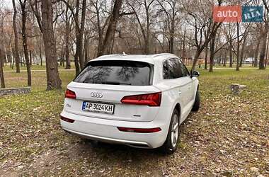 Внедорожник / Кроссовер Audi Q5 2019 в 