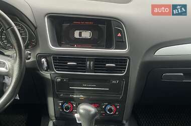 Внедорожник / Кроссовер Audi Q5 2010 в 