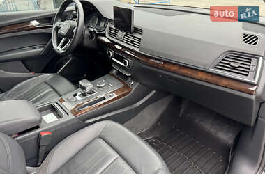 Внедорожник / Кроссовер Audi Q5 2019 в 