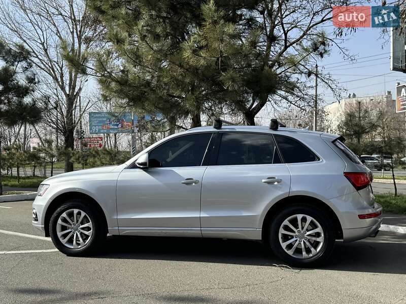 Внедорожник / Кроссовер Audi Q5 2015 в Одессе