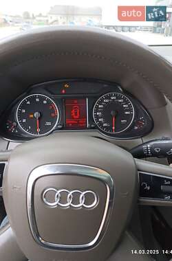 Внедорожник / Кроссовер Audi Q5 2011 в 