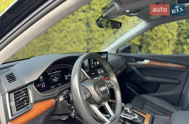 Внедорожник / Кроссовер Audi Q5 2020 в 