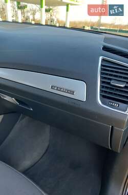 Внедорожник / Кроссовер Audi Q5 2010 в 