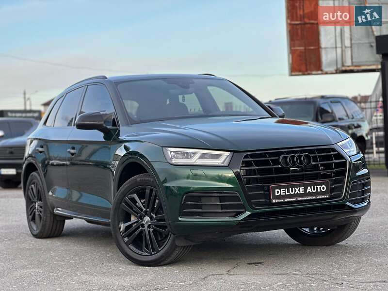 Внедорожник / Кроссовер Audi Q5 2017 в 