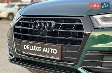 Внедорожник / Кроссовер Audi Q5 2017 в 