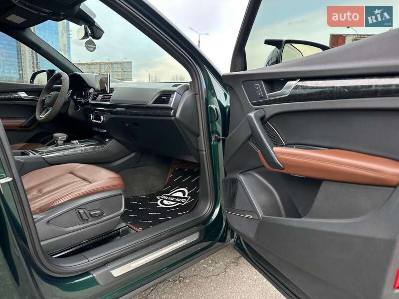 Внедорожник / Кроссовер Audi Q5 2017 в Киеве