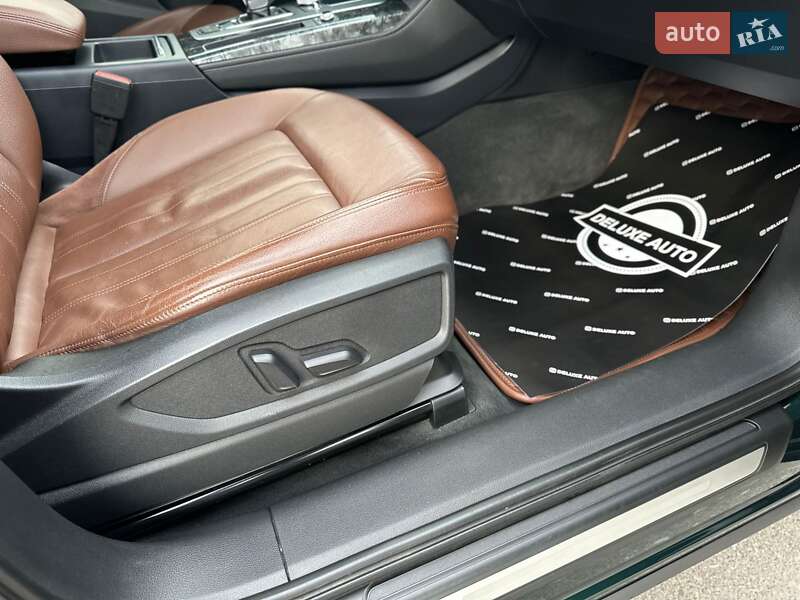 Внедорожник / Кроссовер Audi Q5 2017 в Киеве