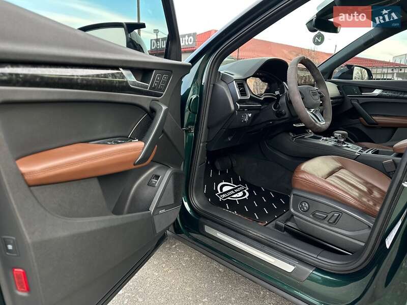 Внедорожник / Кроссовер Audi Q5 2017 в Киеве