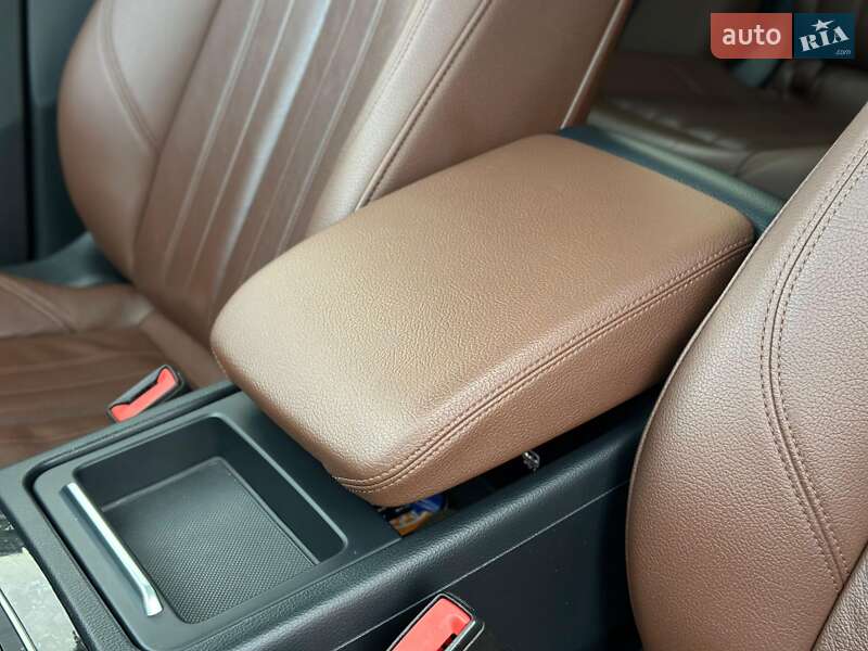 Внедорожник / Кроссовер Audi Q5 2017 в Киеве
