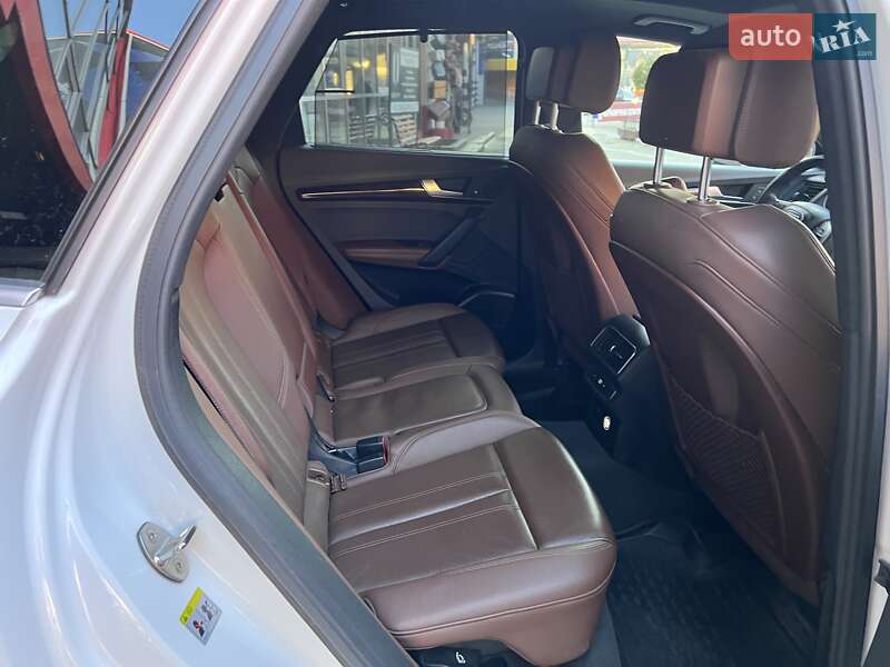 Внедорожник / Кроссовер Audi Q5 2019 в Львове