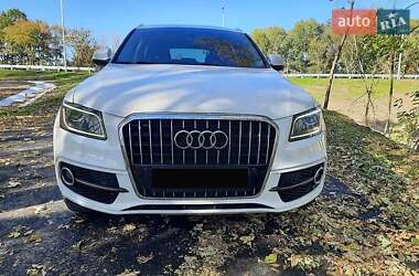 Внедорожник / Кроссовер Audi Q5 2016 в 