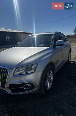 Внедорожник / Кроссовер Audi Q5 2015 в 