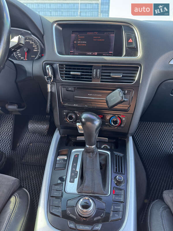 Позашляховик / Кросовер Audi Q5 2011 в Борисполі