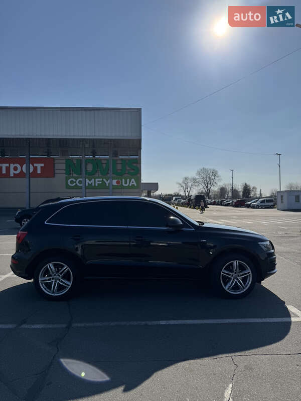 Позашляховик / Кросовер Audi Q5 2011 в Борисполі