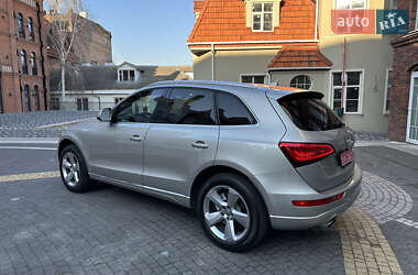 Внедорожник / Кроссовер Audi Q5 2013 в 