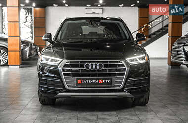Позашляховик / Кросовер Audi Q5 2018 в 