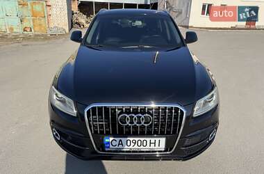 Позашляховик / Кросовер Audi Q5 2015 в 